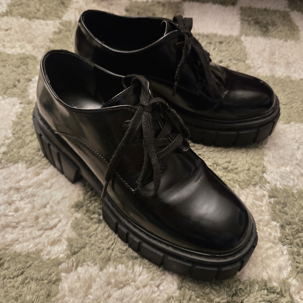 Madden Girl Black Oxford Platform Women's Shoes